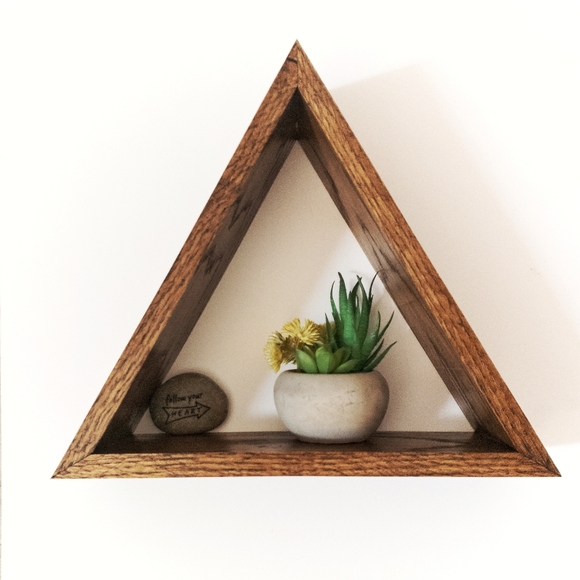 Rustic Triangle Farmhouse Oak Shelf - Picture 6 of 6